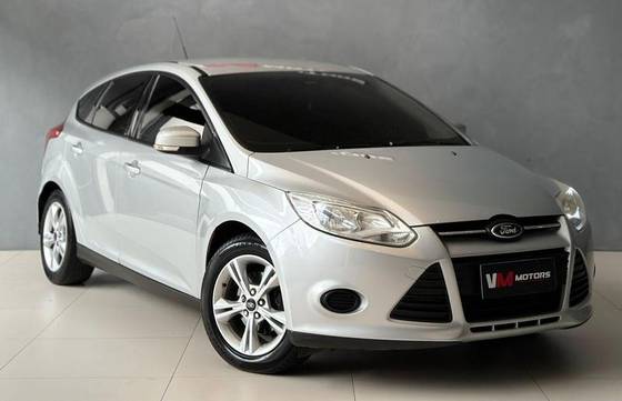 FORD FOCUS 1.6 SE 16V FLEX 4P MANUAL